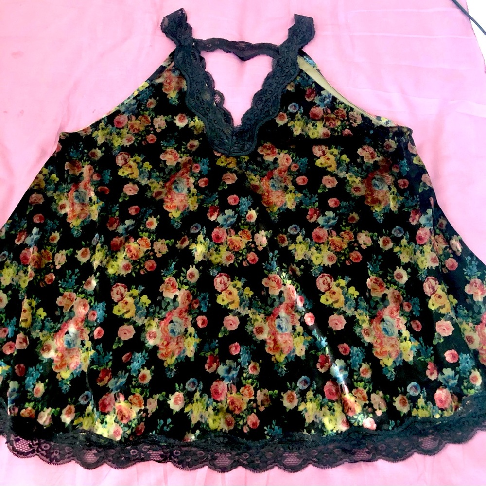 POL Floral Velvet Lace Trim Tank Top - Black Multicolor